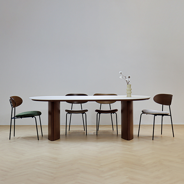 Luna Oval Ceramic Table + Dali Chair Set